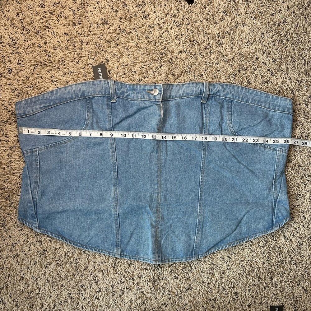 PrettyLittleThing Denim Blue Corset Top, size 26 - Picture 3 of 4
